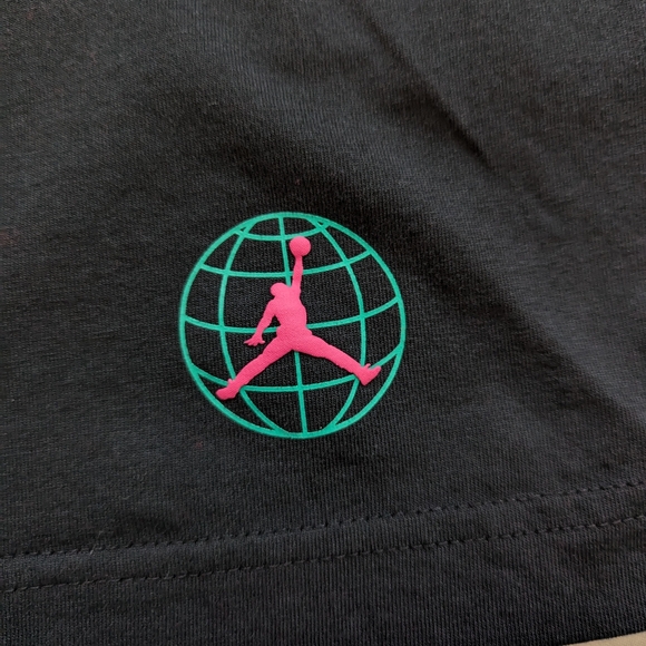 Nike Air Jordan Crop Top - Picture 3 of 6